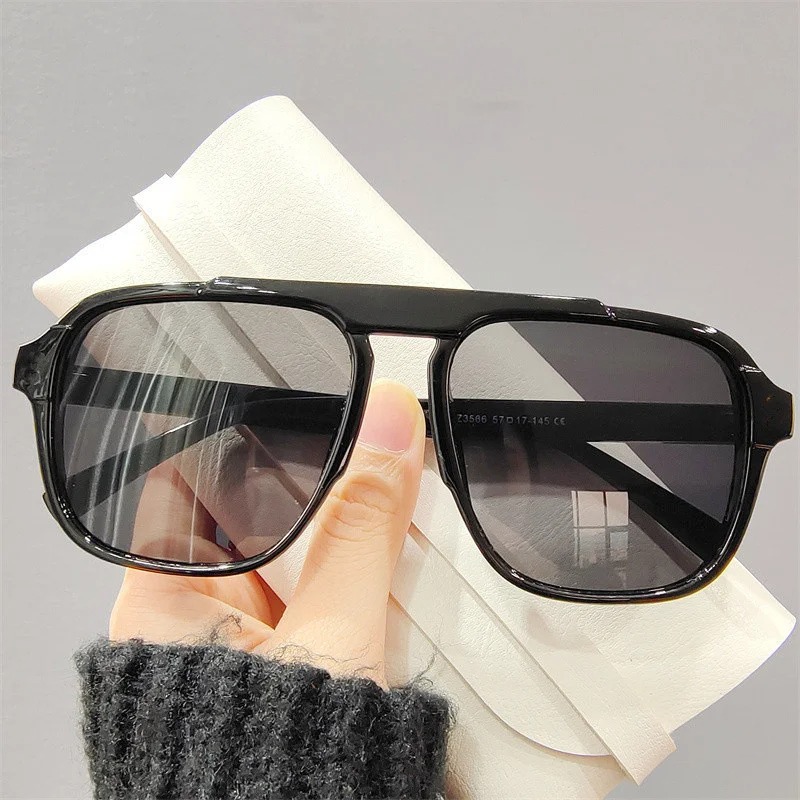 New Oversized Frame Sunglasses - Vintage Outdoor Fashion 评论和价格