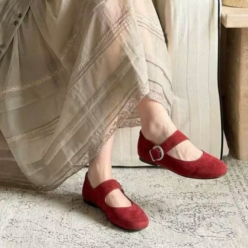 Vintage Style Mary Jane Shoes  - Vintage Fashion For Women 评论和价格