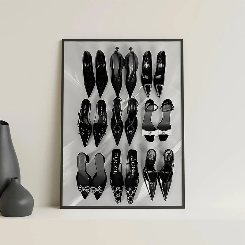 Black White Luxury High Heels  - Vintage Vogue Fashion Poster 评论和价格