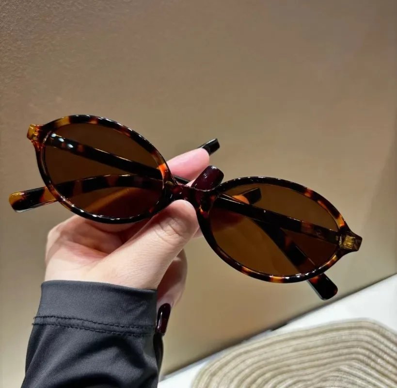 New Oval Shape Sunglasses Clas - Vintage Outdoor Fashion 评论和价格