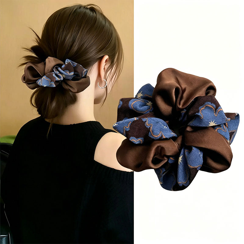 New Vintage Print Blue Brown S - Vintage Fashion Ornaments 评论和价格