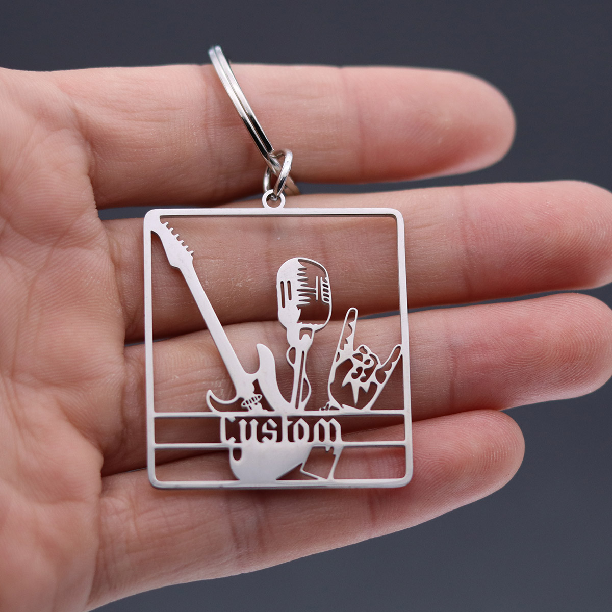Custom Name Guitar Keychain Pe - Vintage Fashion Names 评论和价格