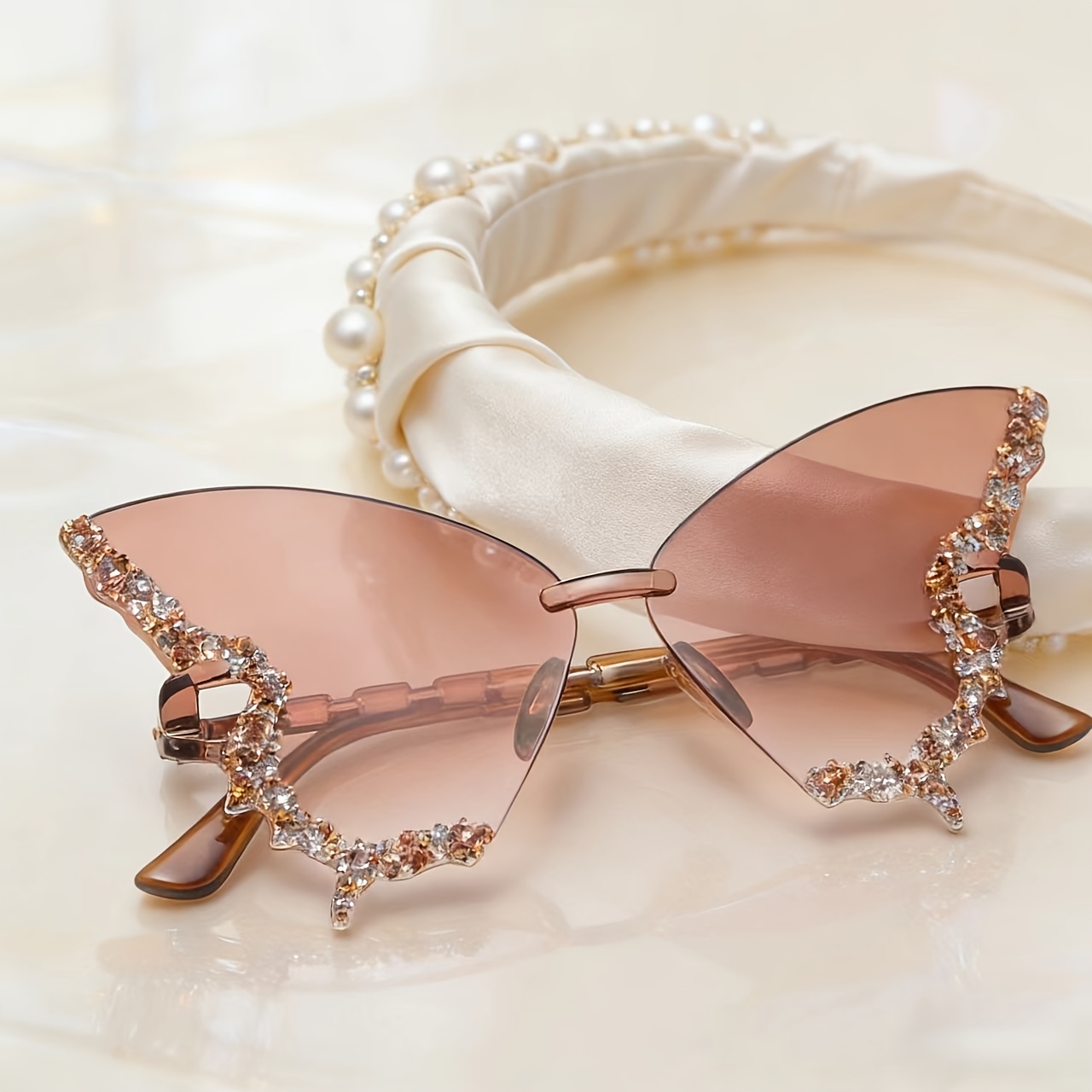 Butterfly glasses, crystal inl - Vintage Fashion Accessories 评论和价格