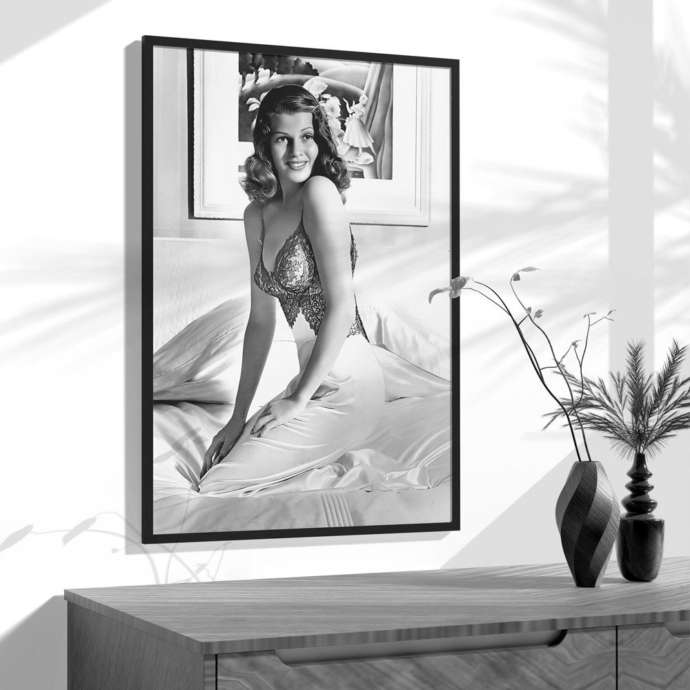 Rita Hayworth Poster,Black and - Vintage Vogue Fashion Poster 评论和价格